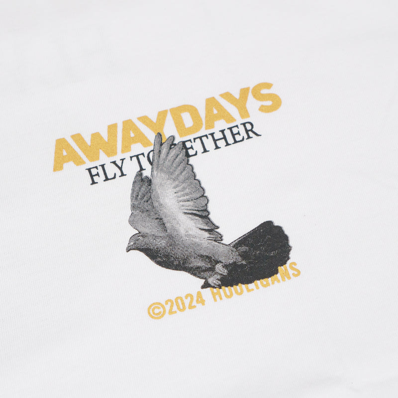 HOOLIGANS T-Shirt Fly Away White